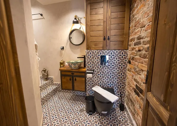 Pensión Nomad Studios, Kapana 3*