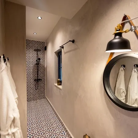 게스트하우스 Nomad Studios, Kapana 3*