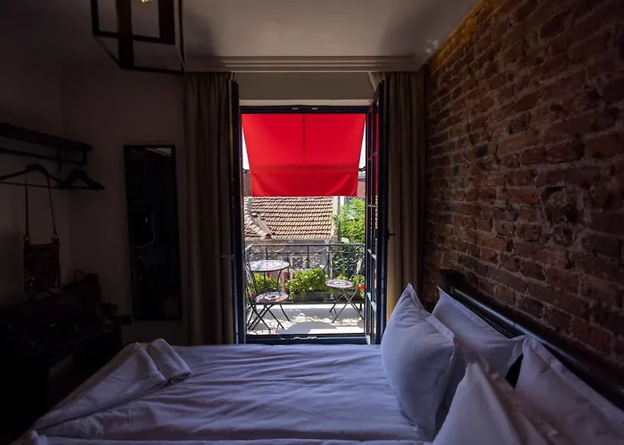 Nomad Studios, Kapana Konukevi 3*