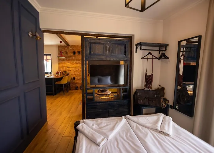 בית הארחה Nomad Studios, Kapana